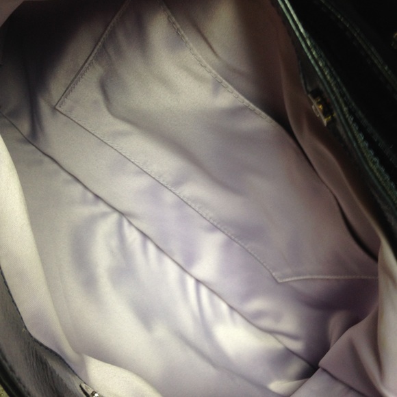 Coach -Black Patent Leather Shoulder Bag - Picture 10 of 14